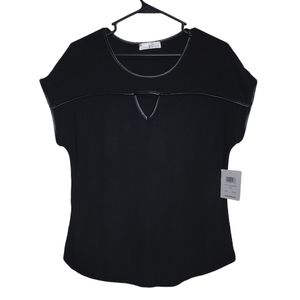 89th + Madison Top Shirt Black Faux Leather Cap Sleeves Size Medium